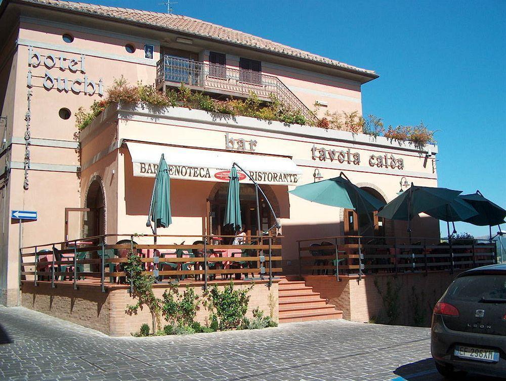 Hotel I Duchi Camerino Exterior foto